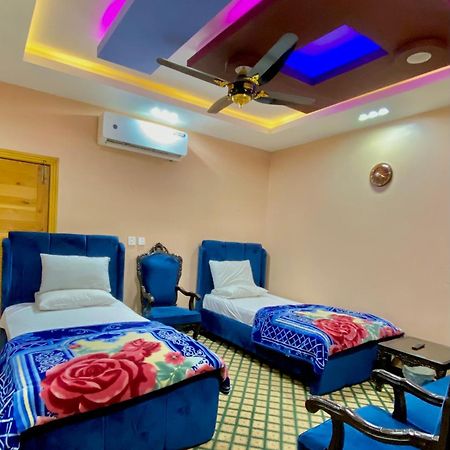 Cloud 9 Guest House Muzaffarabad Exterior photo