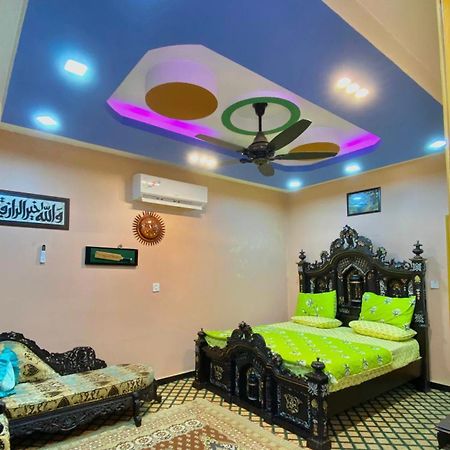 Cloud 9 Guest House Muzaffarabad Exterior photo